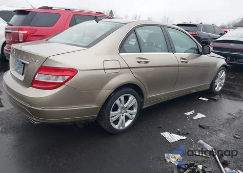 2009 Mercedes-Benz C 300 Luxury 4Matic/Sport 4Matic from USA, damaged, VIN WDDGF81X69F279476